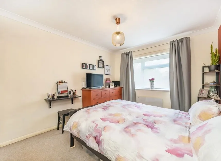 Conway Road, Whitton, TW4, photo 3