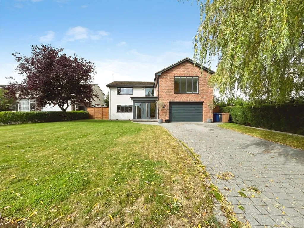4 bed fine living property for sale, Newcastle Upon Tyne, NE20