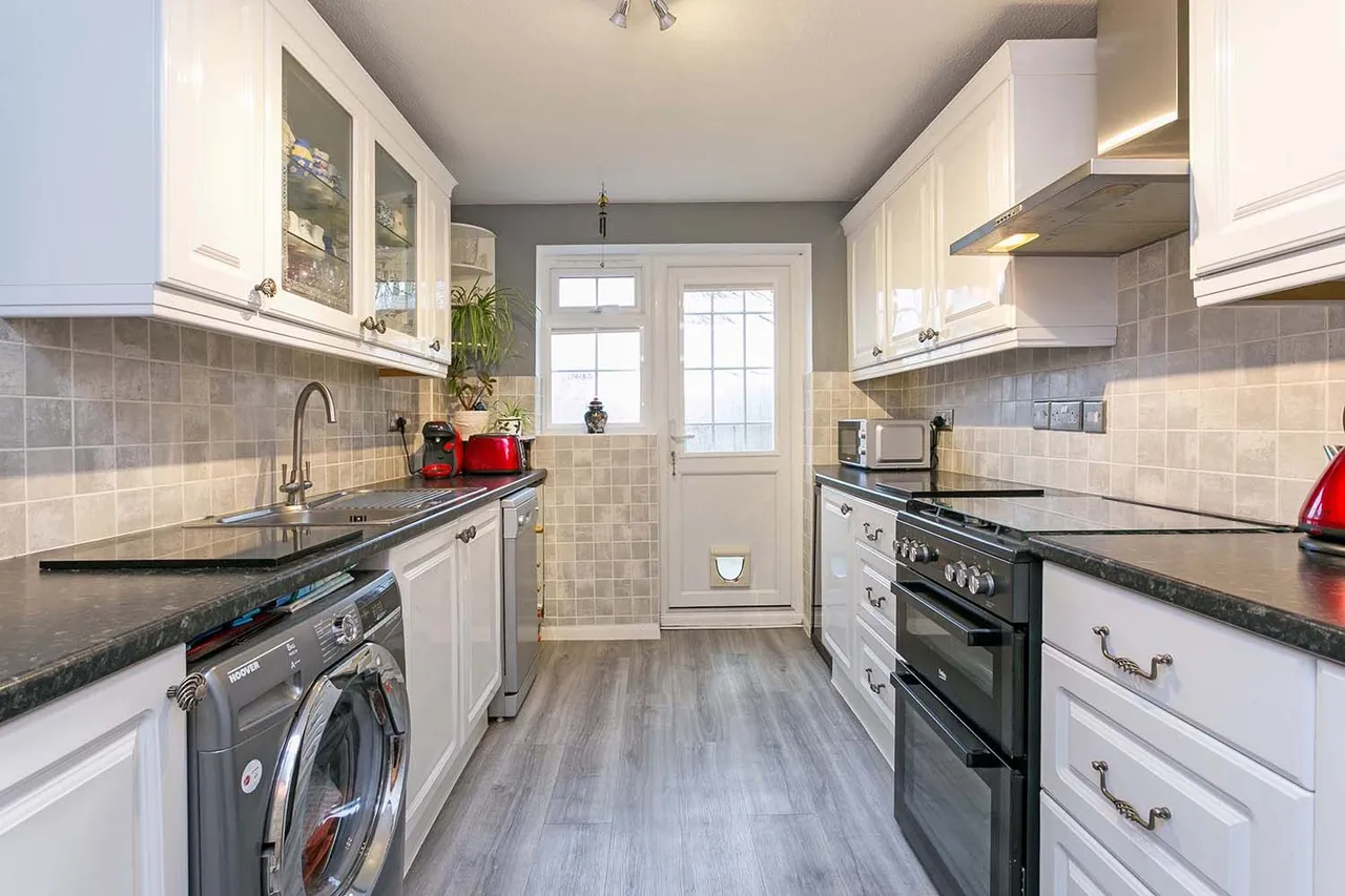 Cranbrook Drive, Maidenhead, Berkshire, photo 6