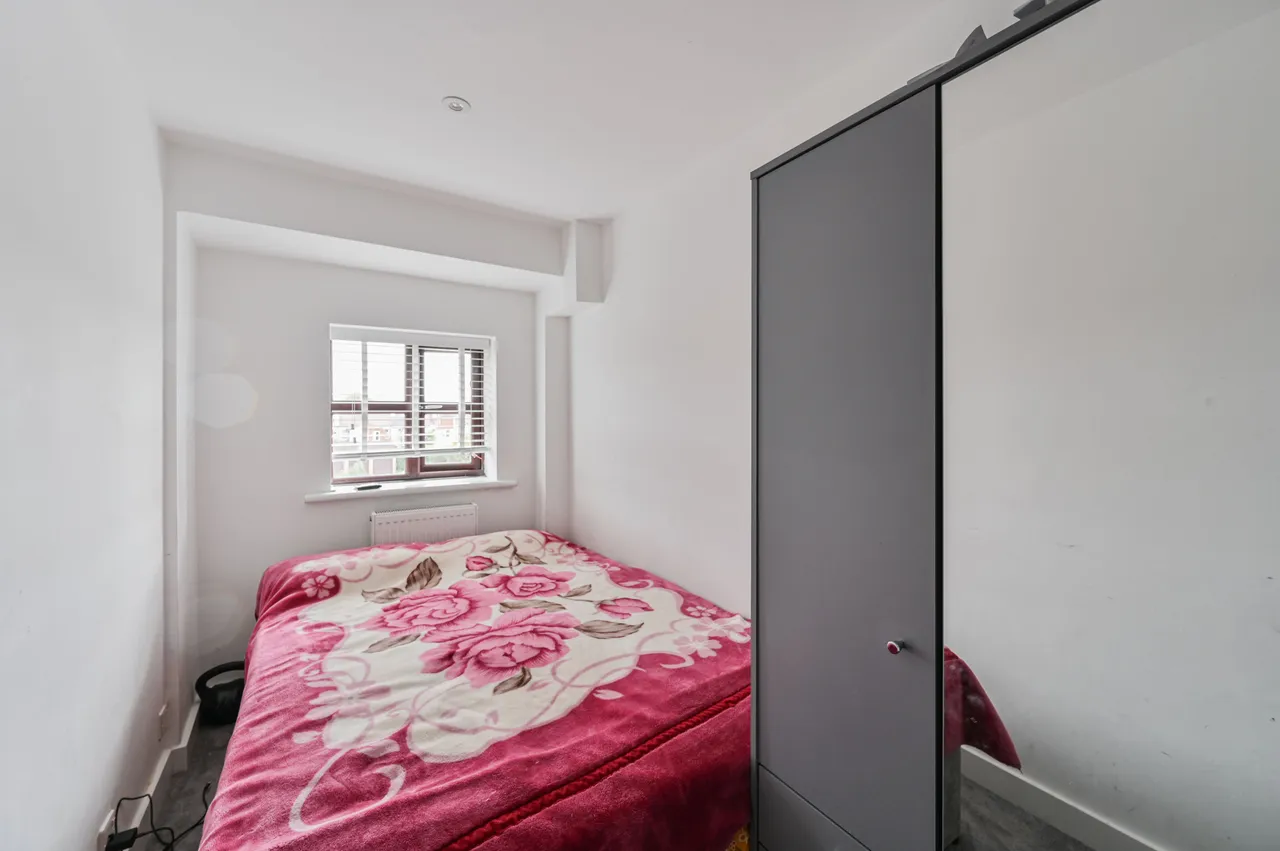 Flat 7, Lime Court, 1 Lewis Road, Mitcham, photo 10
