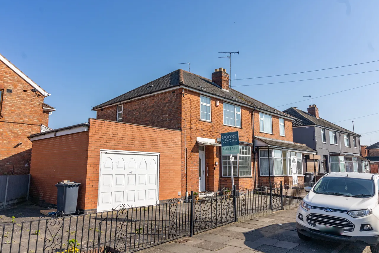 3 bed house for sale — Kitchener Road, Leicester, Leicester, LE5 4AS