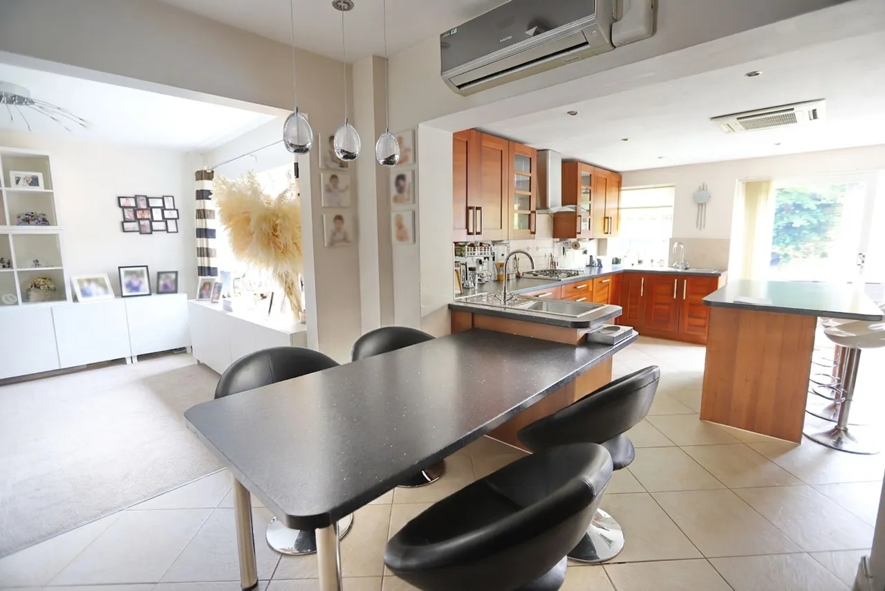 Standmoor Road, Whitefield, M45, photo 8