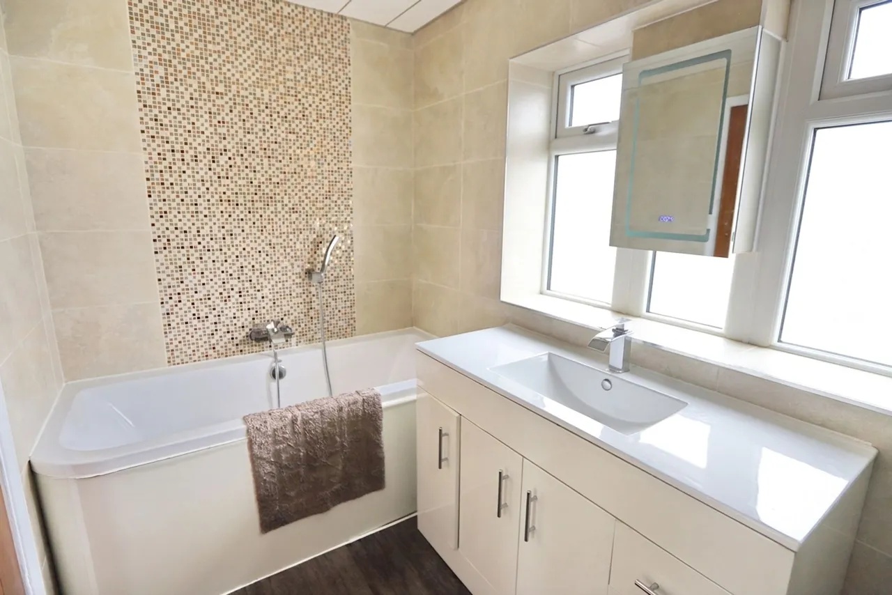 Standmoor Road, Whitefield, M45, photo 20