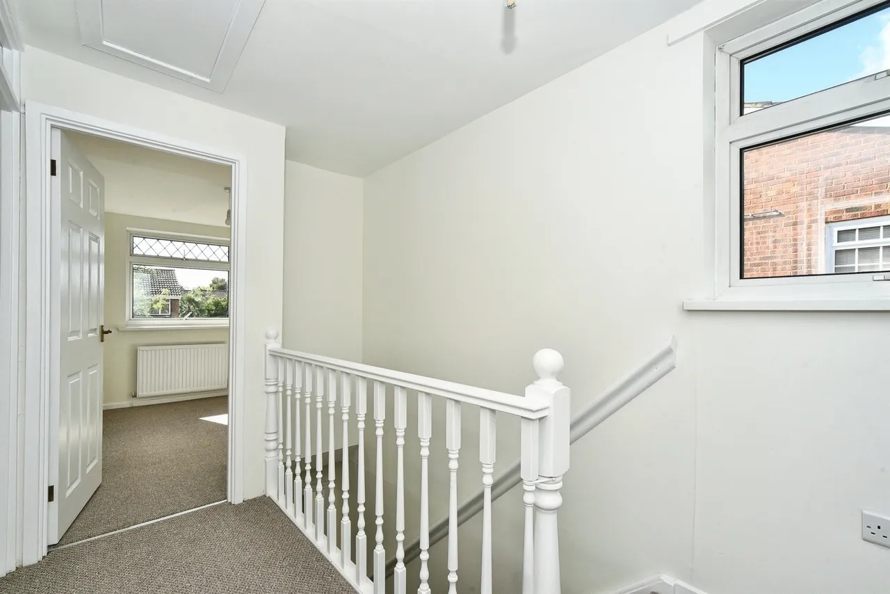 Carroll Close, Swindon, SN3, photo 7