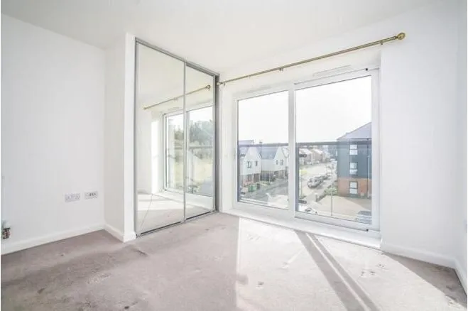 Havelock Drive, Greenhithe, photo 6