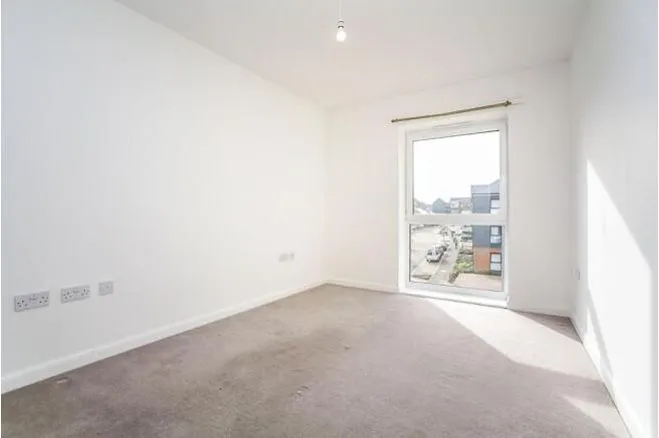 Havelock Drive, Greenhithe, photo 7
