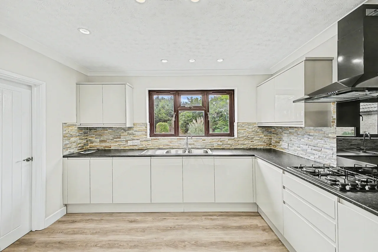 Donovan Court, Northampton, Northamptonshire, NN3, photo 6