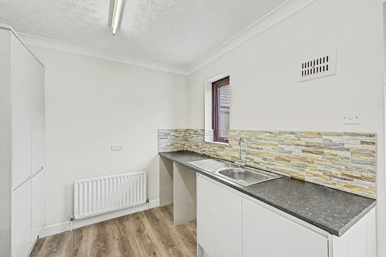 Donovan Court, Northampton, Northamptonshire, NN3, photo 7