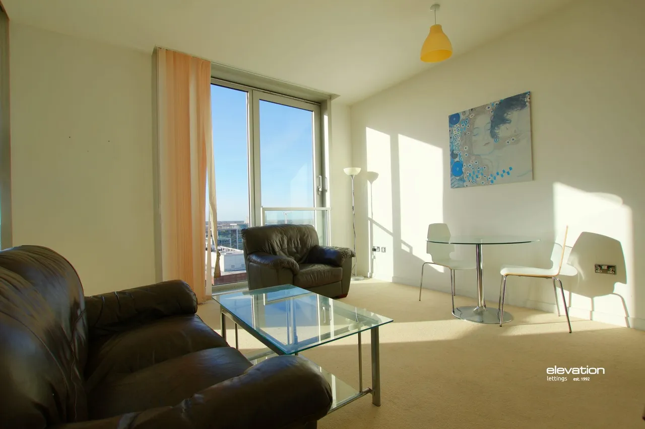 Chelsea House, Milton Keynes, 599 Witan Gate, MK9 2BS, photo 4