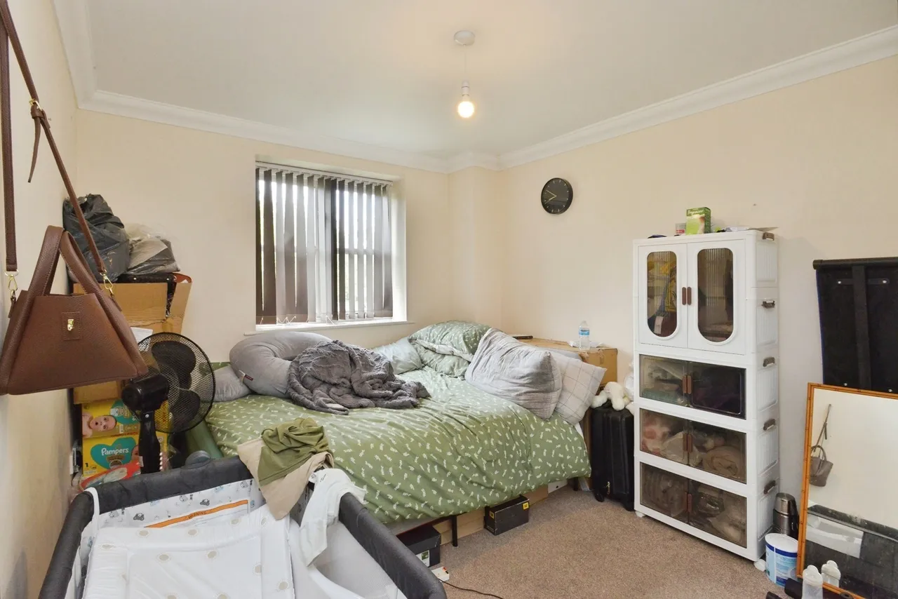 Morland Drive, Grange Farm, Milton Keynes, Buckinghamshire, MK8, photo 8