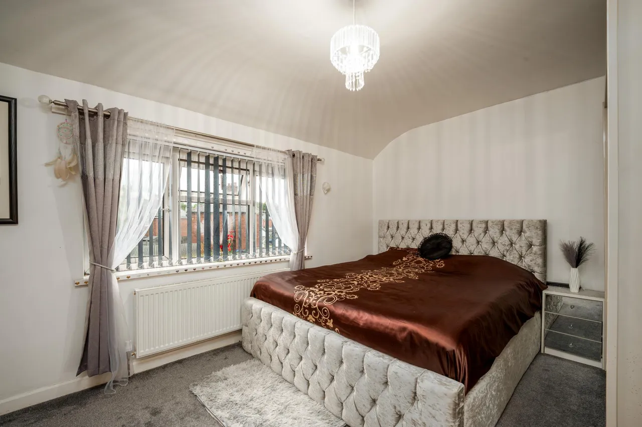 Young Street, West Bromwich, B70, photo 19