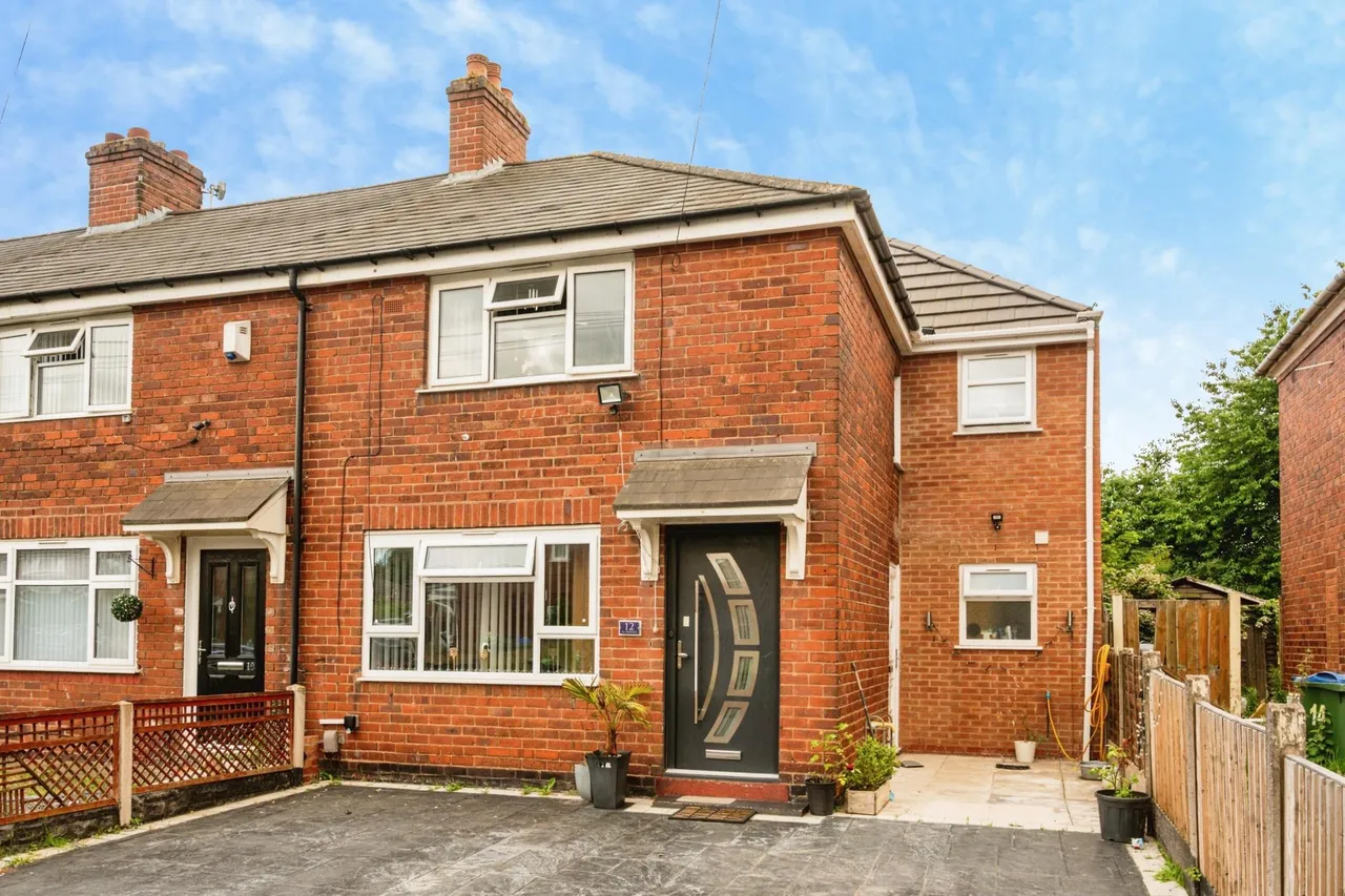 Young Street, West Bromwich, B70, photo 32