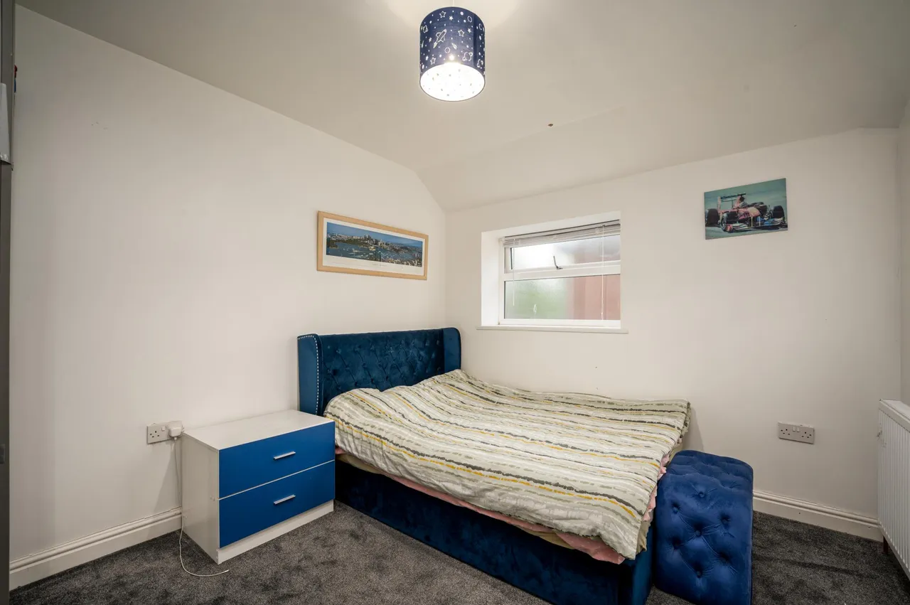 Young Street, West Bromwich, B70, photo 23
