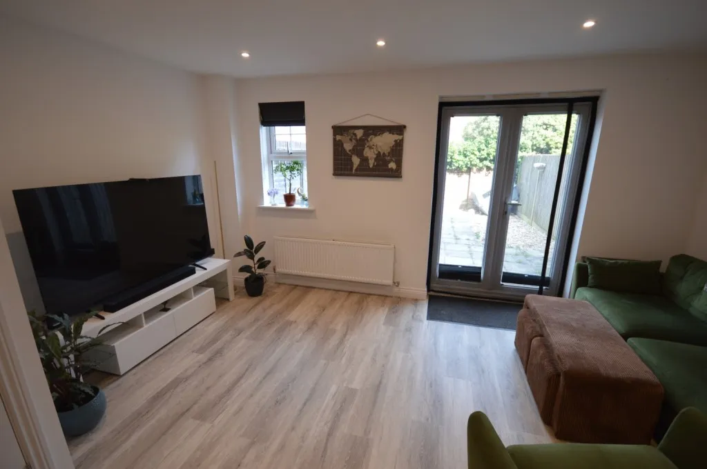 Buckland Gardens, Lymington, SO41, photo 15