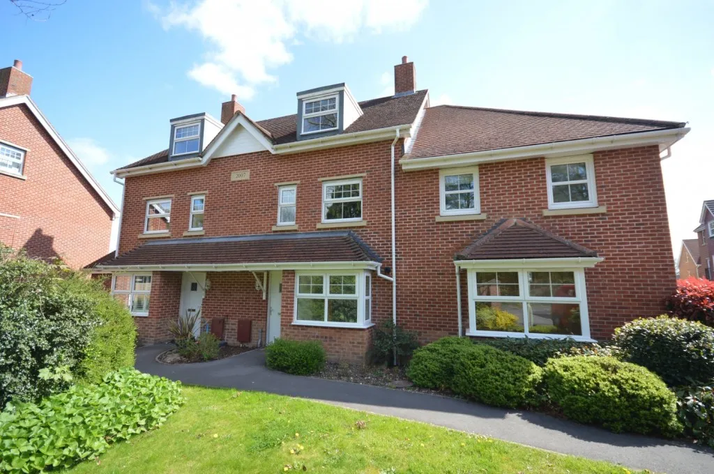 4 bed house to rent, Buckland Gardens, Lymington, SO41