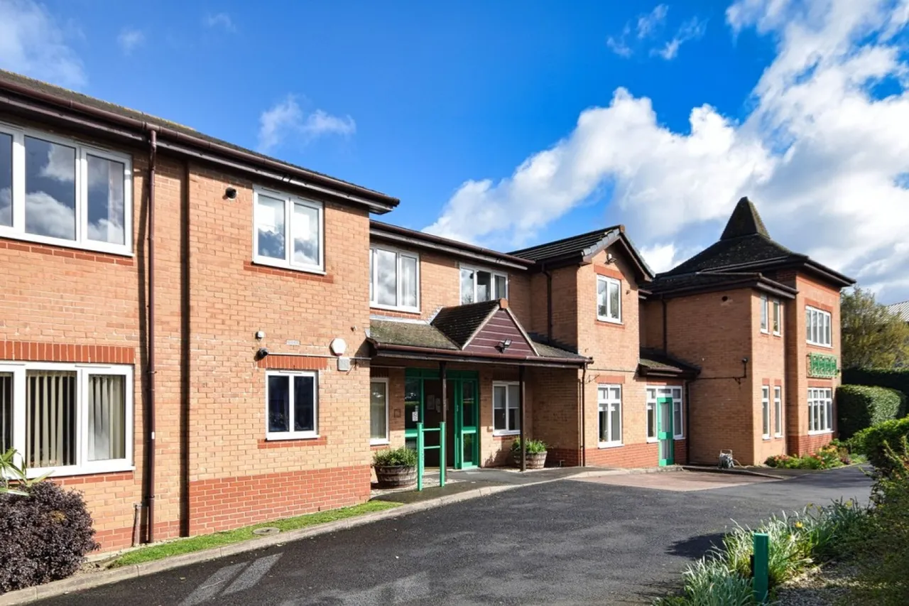 1 bed property for sale — Kingsford Court, Ulleries Road, Solihull