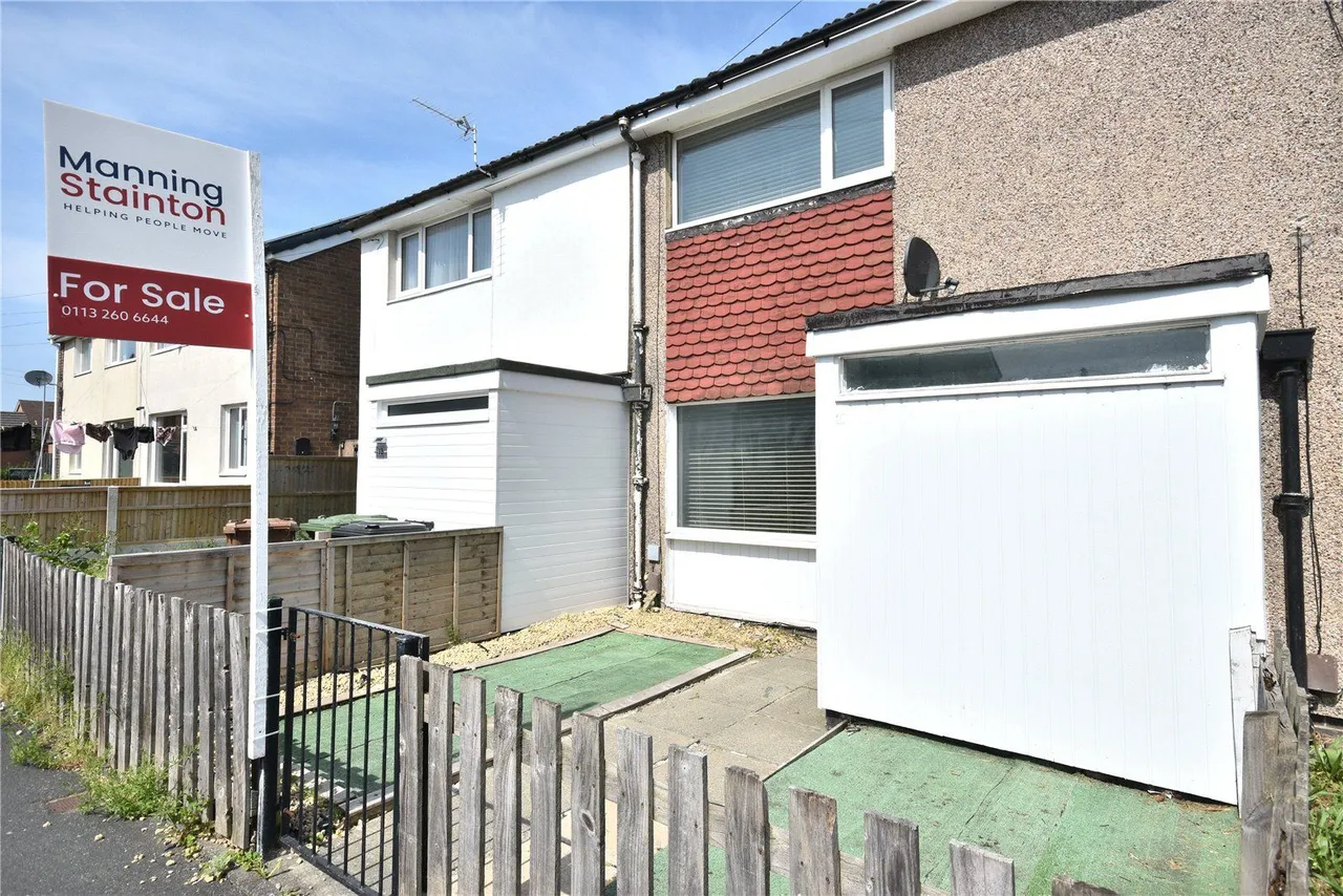Whinmoor Way, Leeds, LS14, photo 12