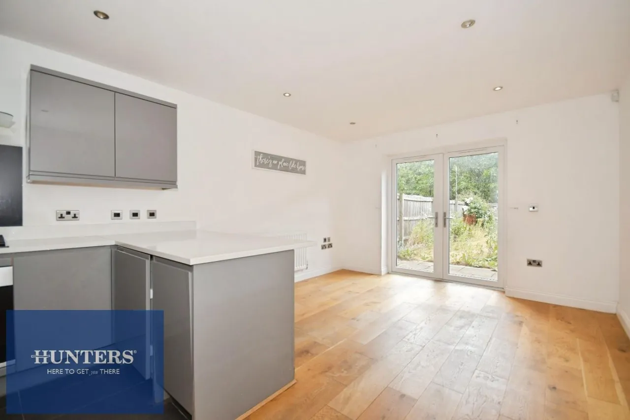 Staveley Road, Poolsbrook, S43, photo 3