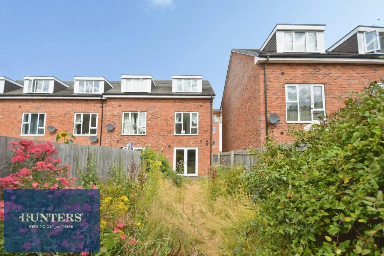 Staveley Road, Poolsbrook, S43, photo 15