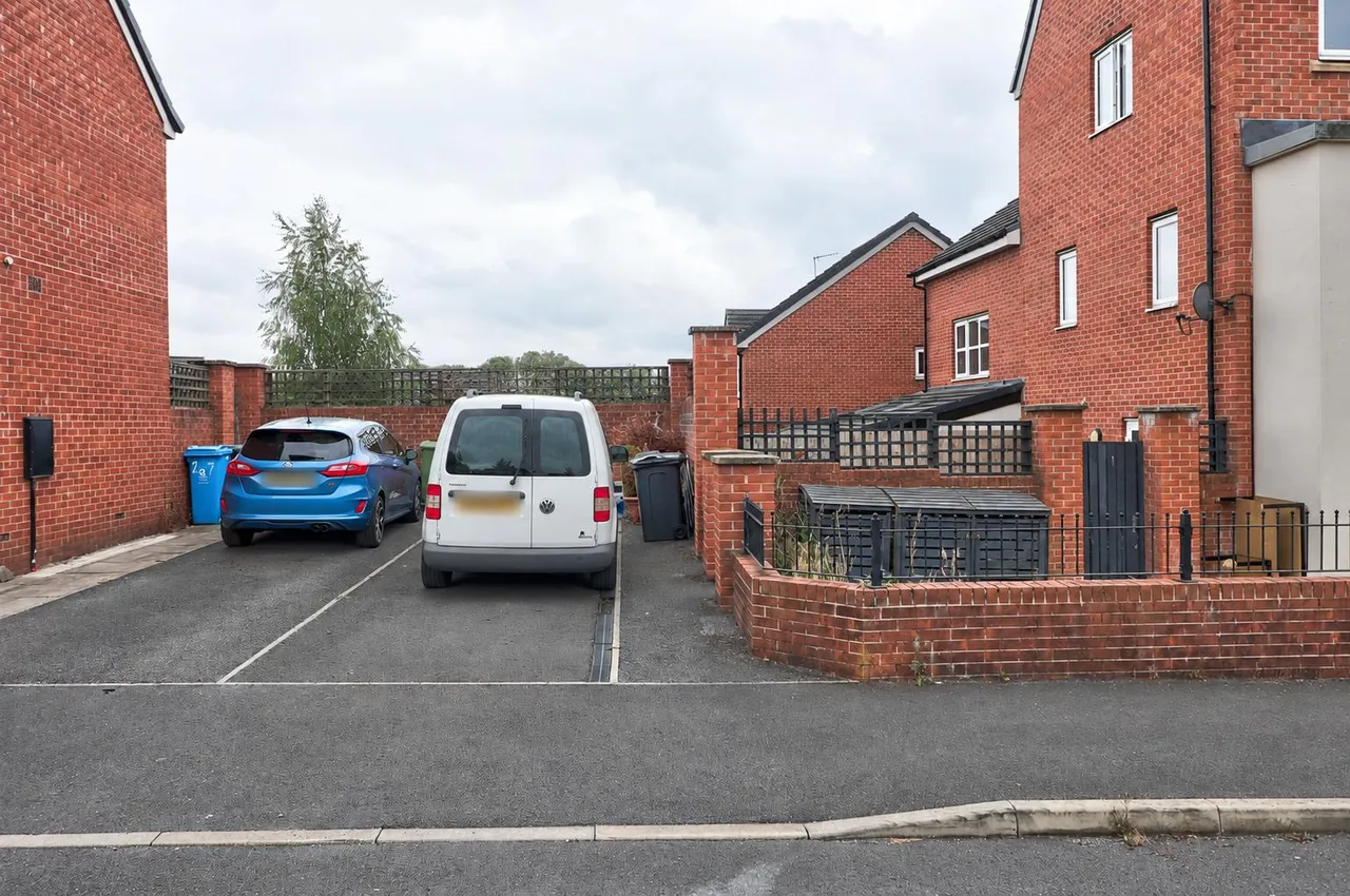 Northcote Avenue, Oldham, OL1, photo 15