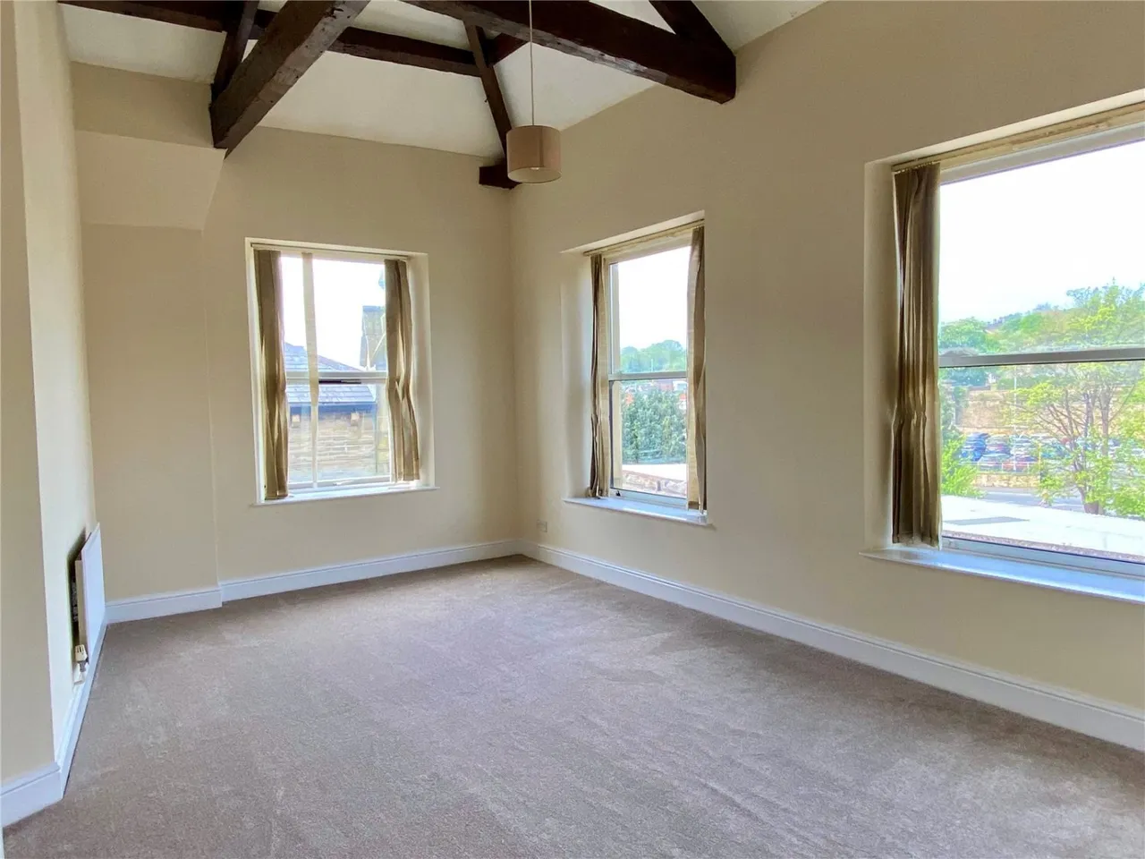 Wellington Road, Dewsbury, WF13, photo 2