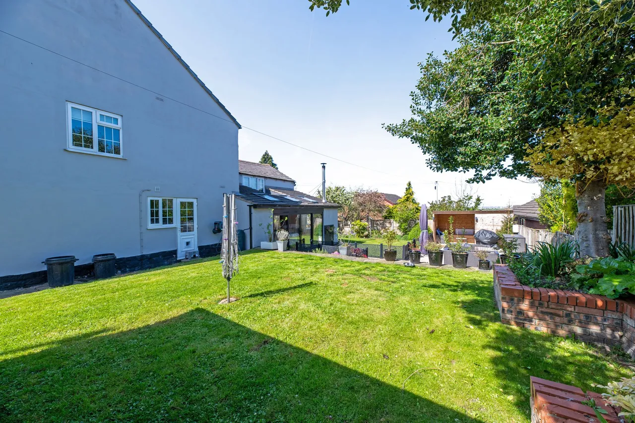 Chester Road, Frodsham, photo 4