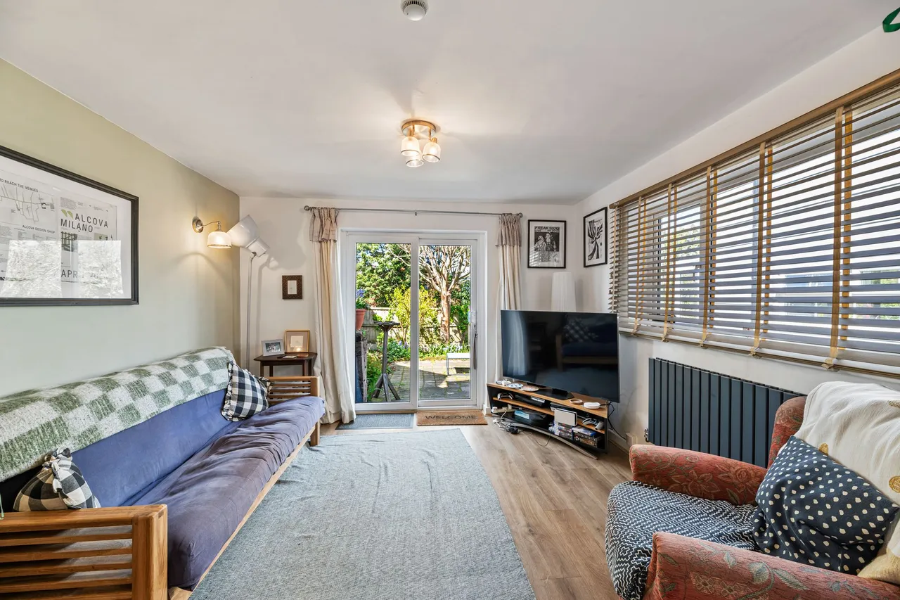Chester Road, Frodsham, photo 31