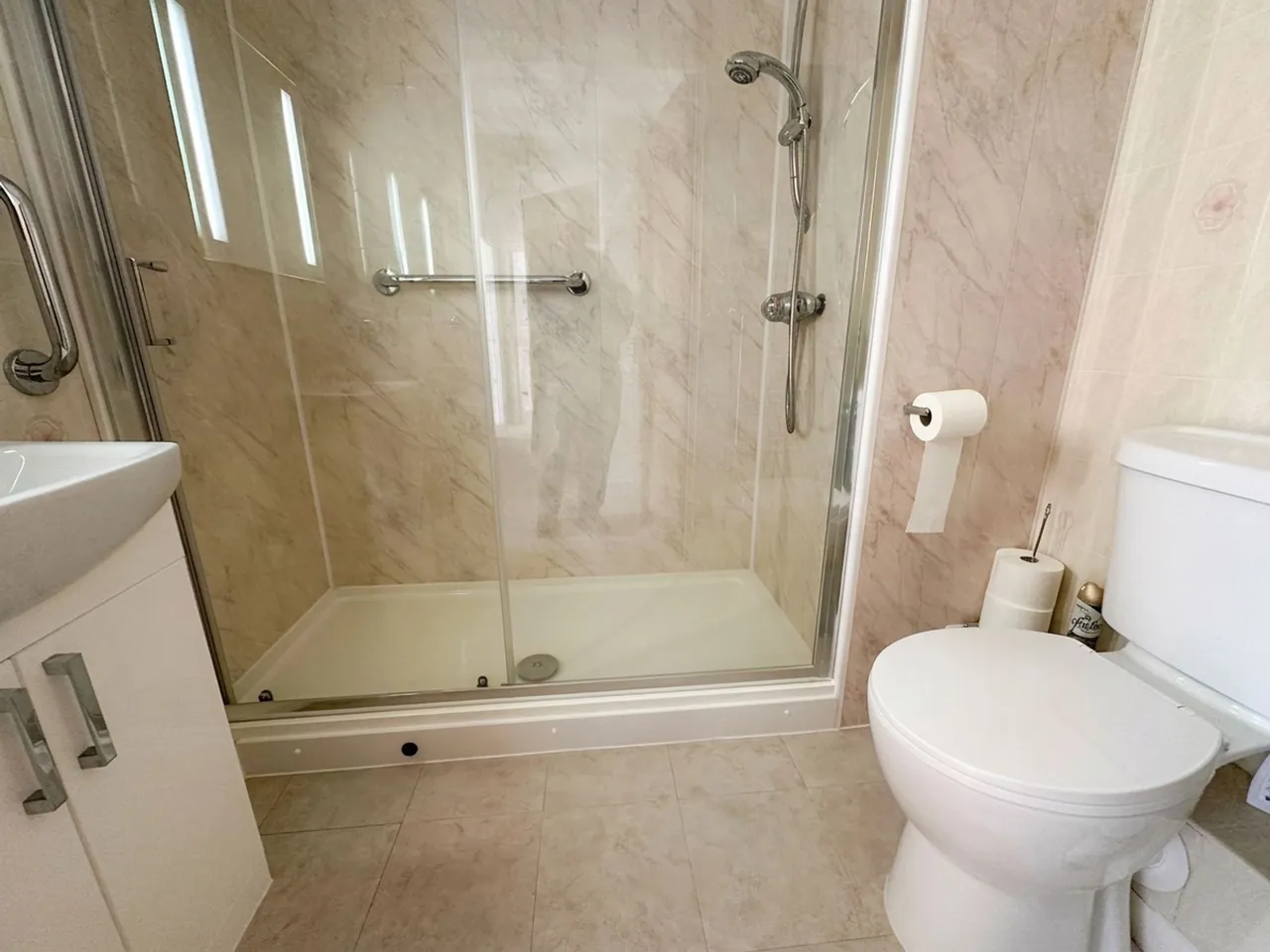Cliff Road, Bay Court, TR11, photo 10
