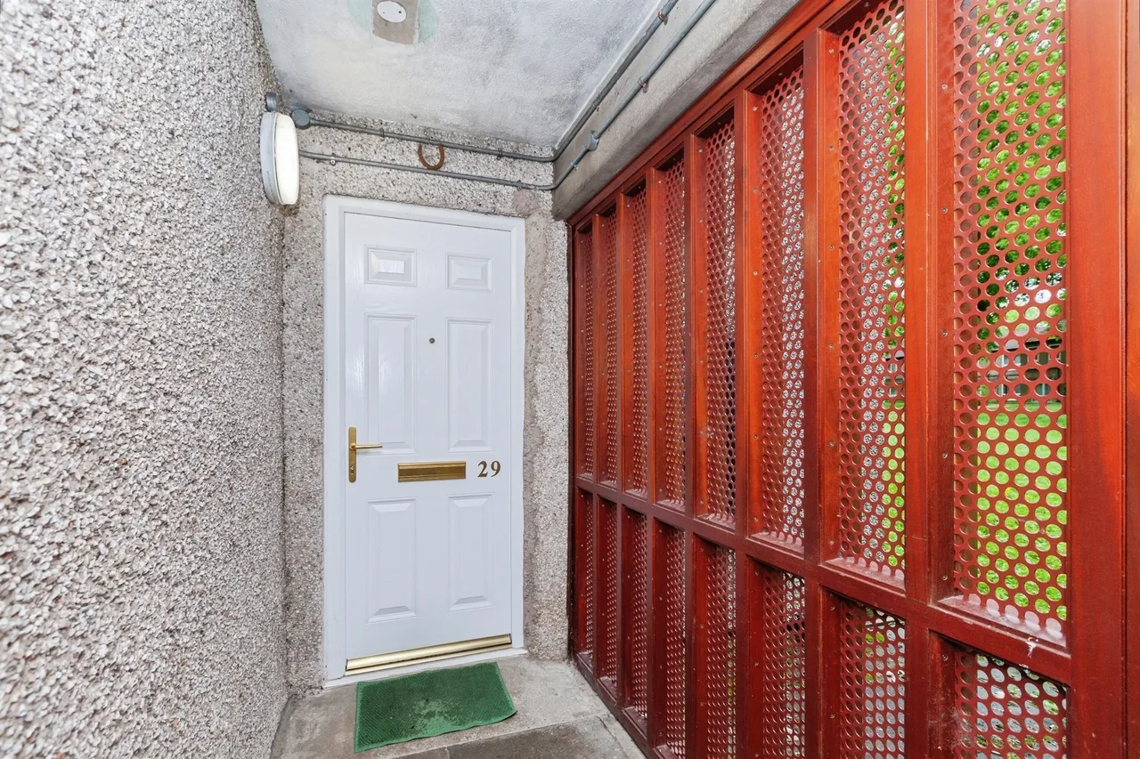 Kelbrook Close, Leicester, photo 9