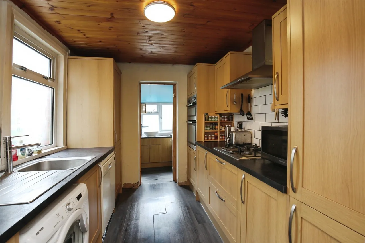 Cowley Road, Littlemore, Oxford, photo 5