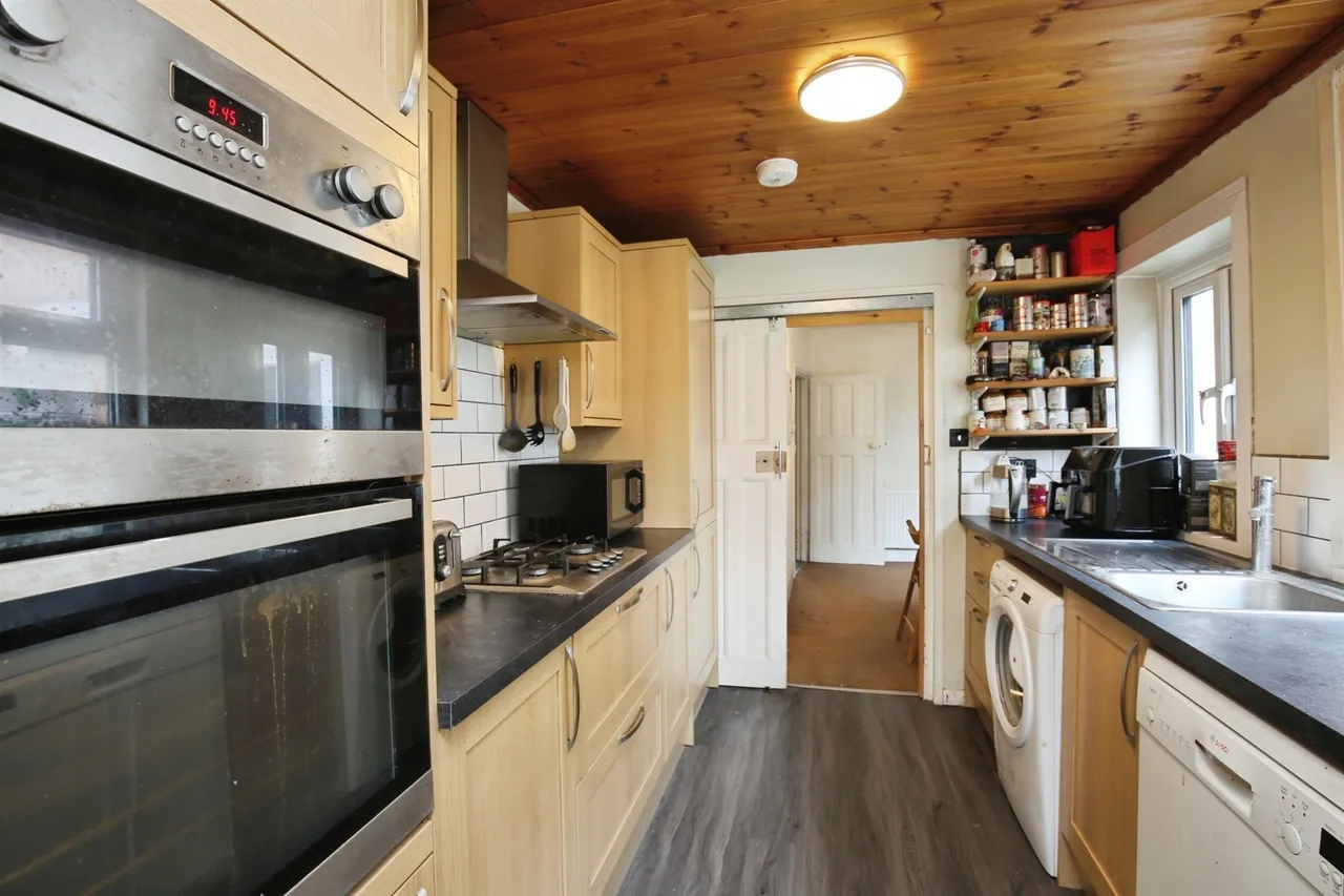 Cowley Road, Littlemore, Oxford, photo 4