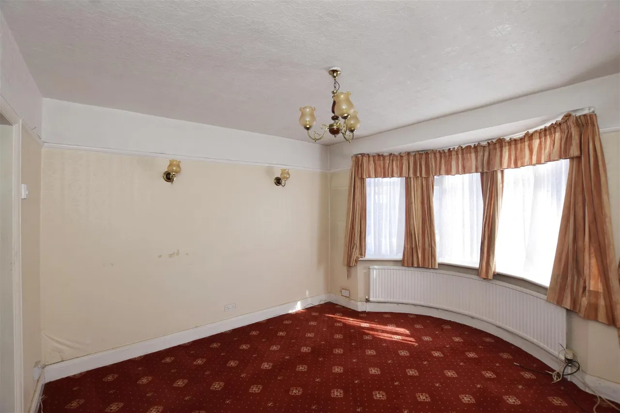 Wyld Way, Wembley, HA9, photo 2