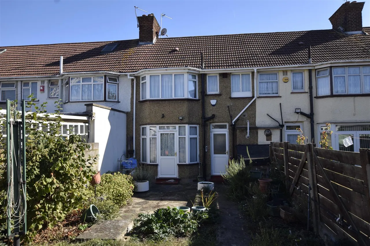Wyld Way, Wembley, HA9, photo 9