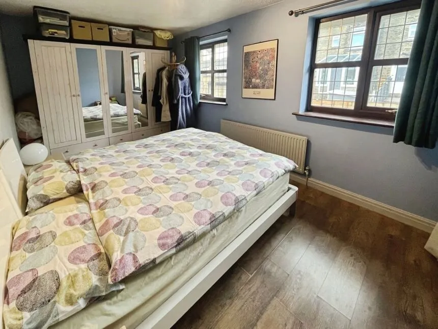 King Street, Glossop, SK13, photo 6