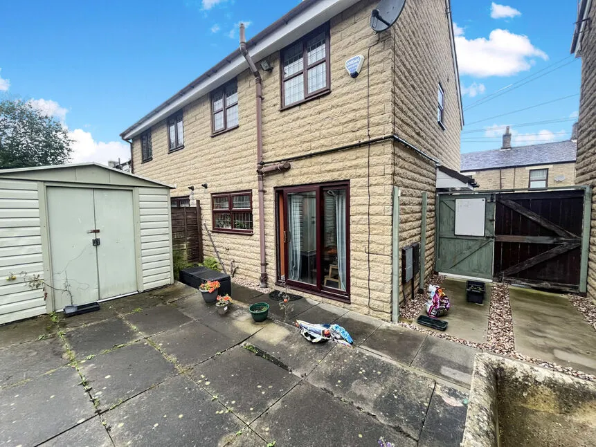 King Street, Glossop, SK13, photo 10