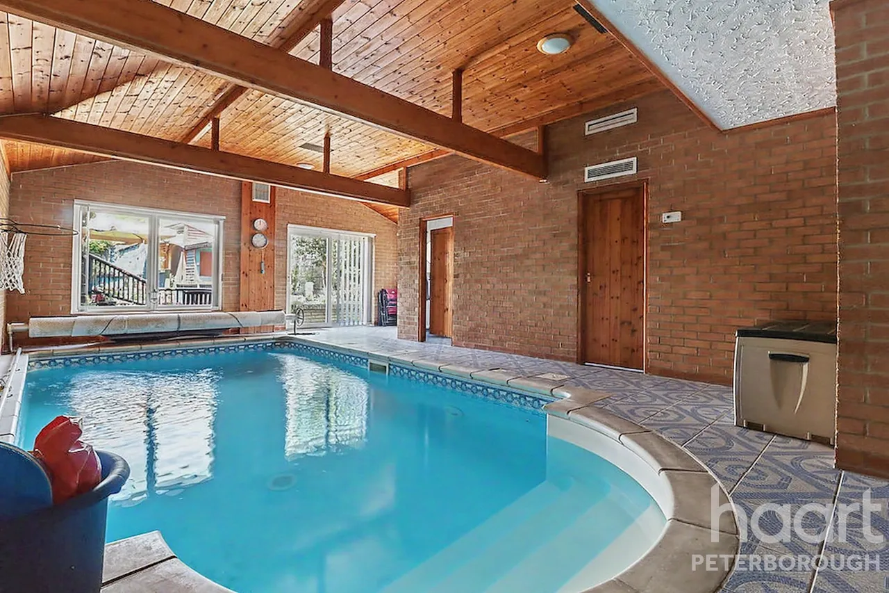 Crescent Road, Whittlesey, PE7, photo 2