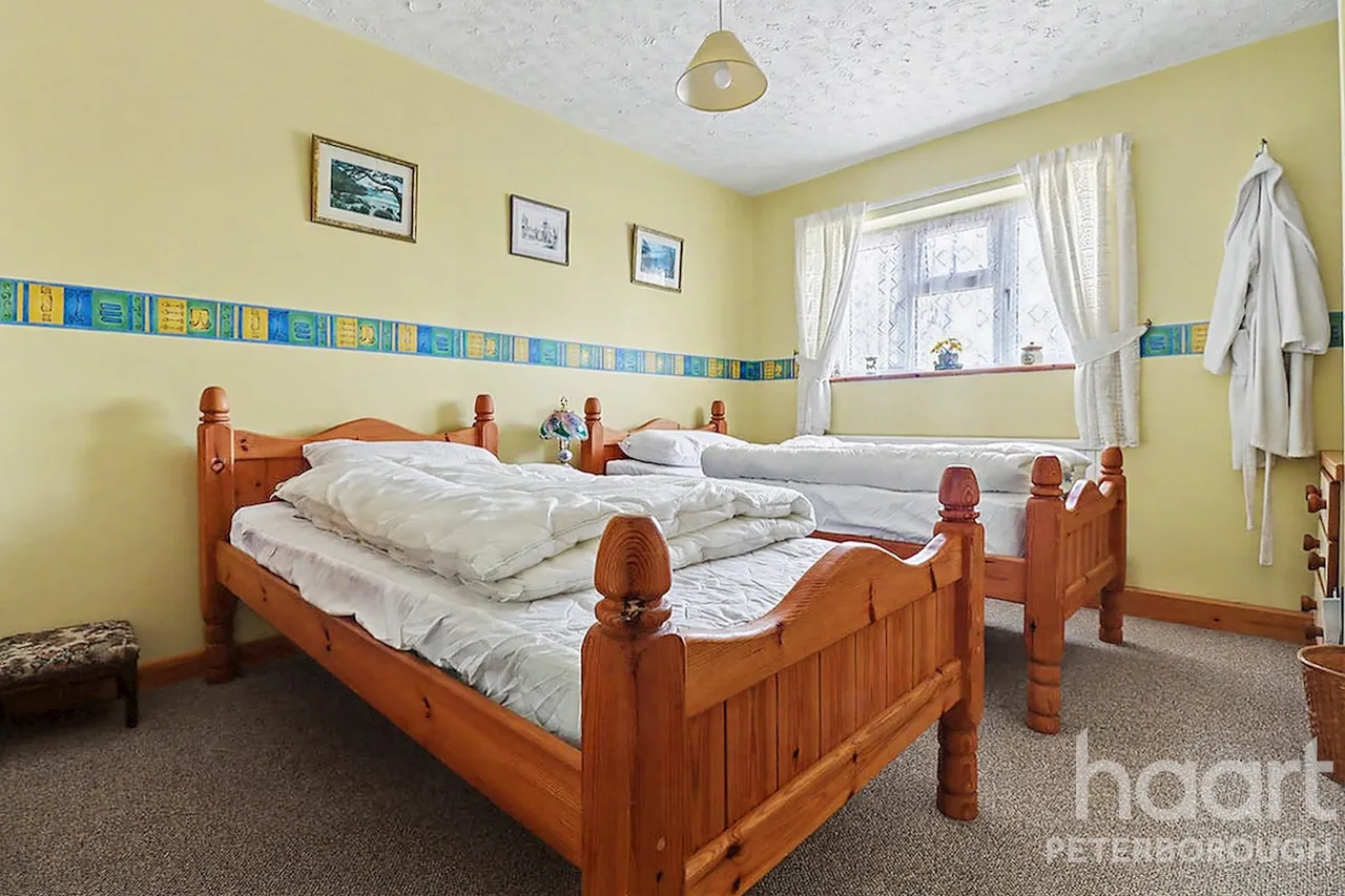 Crescent Road, Whittlesey, PE7, photo 20