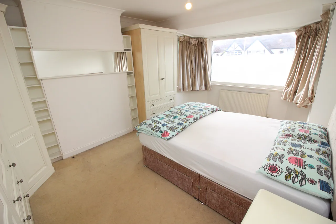 Manor Drive North, Worcester Park, KT4, photo 6