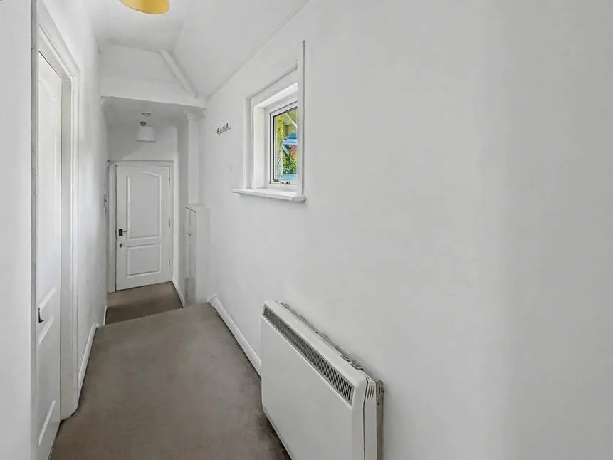 Knvyeton Road, BH1, photo 3