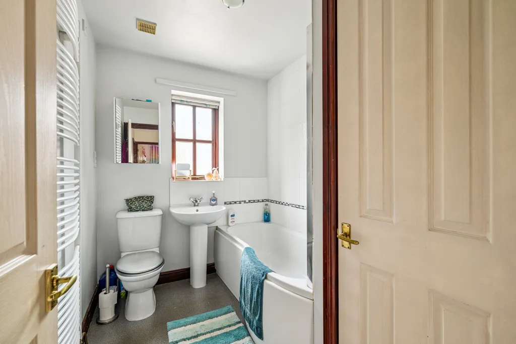 The Glebe, Sturton by Stow, LN1, photo 11