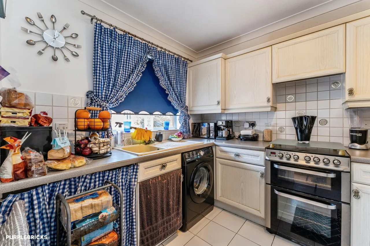 Sandwick Close, London, NW7, photo 22