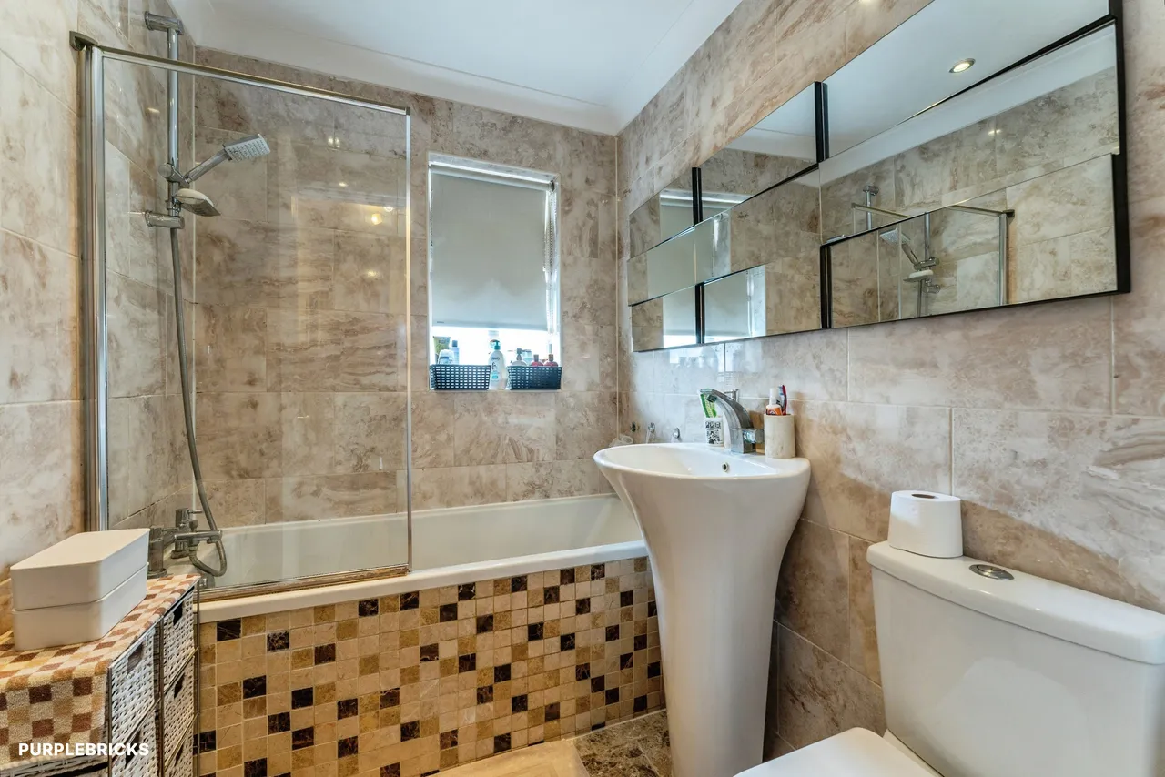 Sandwick Close, London, NW7, photo 16
