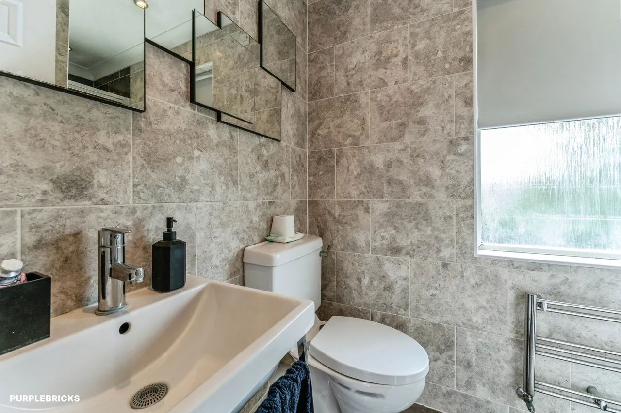Sandwick Close, London, NW7, photo 18