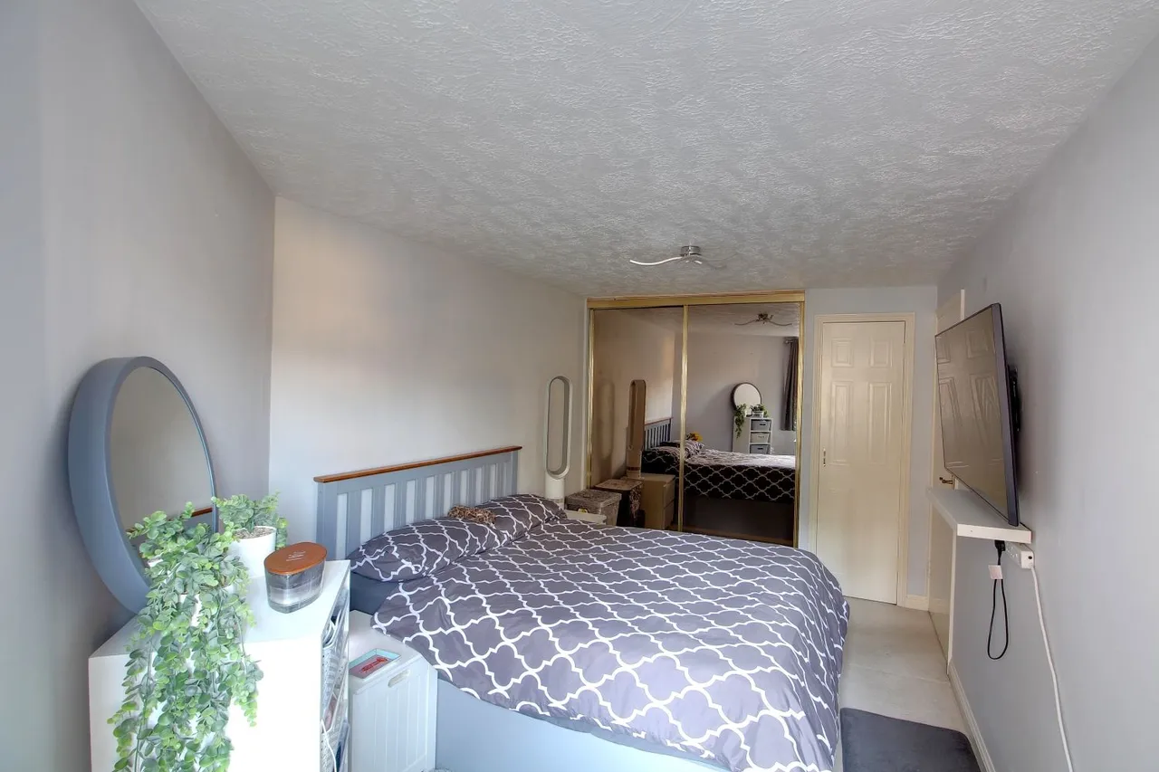 Manhattan Court, BN1, photo 5