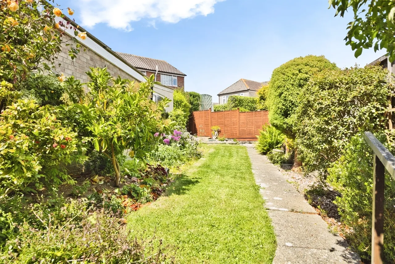 Bucklers Mead Road, Yeovil, BA21, photo 13