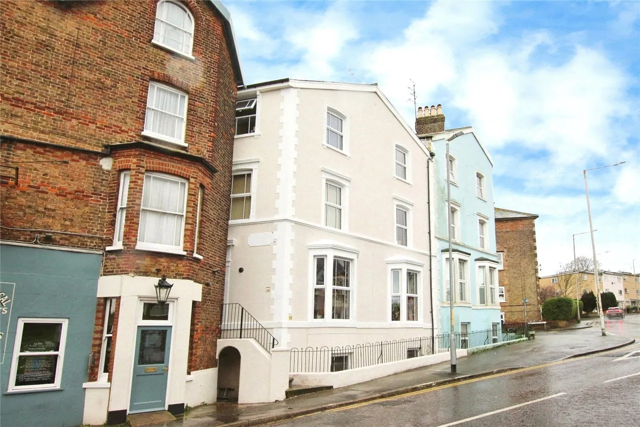 1 bed flat for sale, Ramsgate Road, Broadstairs, CT10