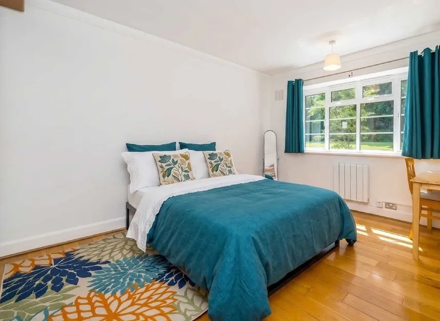 Cecil Close, Ealing, W5, photo 4