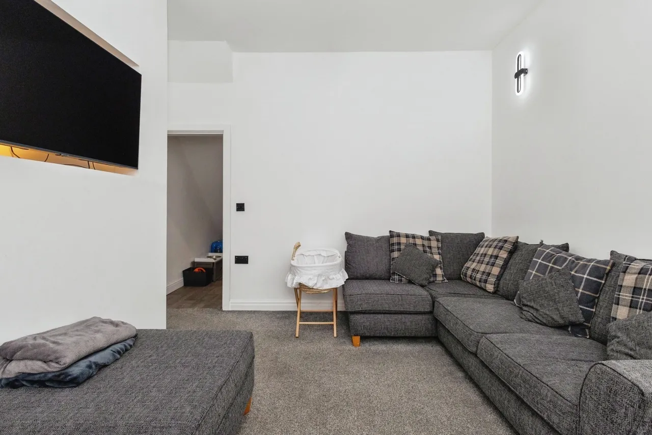 Hope Street, Greater Manchester, SK16, photo 4