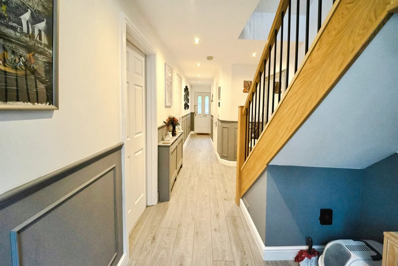Castle Lodge Avenue, Rothwell, LS26, photo 11