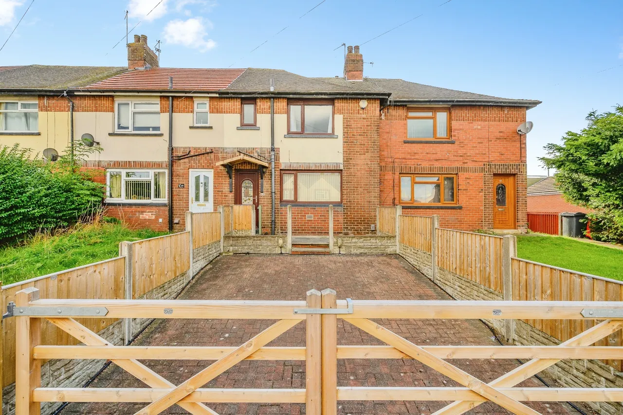 3 bed house for sale, Clough Street, Morley, LS27